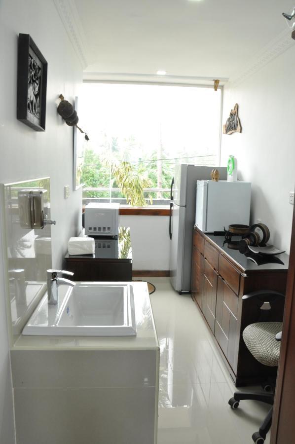 Goviyapana Beach Hotel Ahangama Ngoại thất bức ảnh