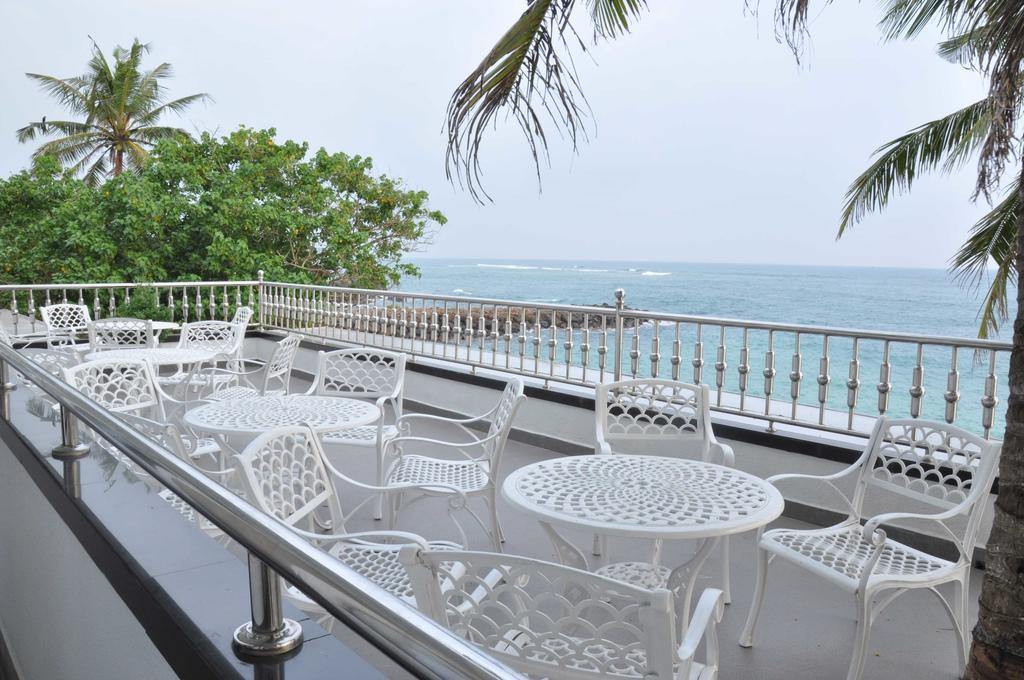 Goviyapana Beach Hotel Ahangama Phòng bức ảnh